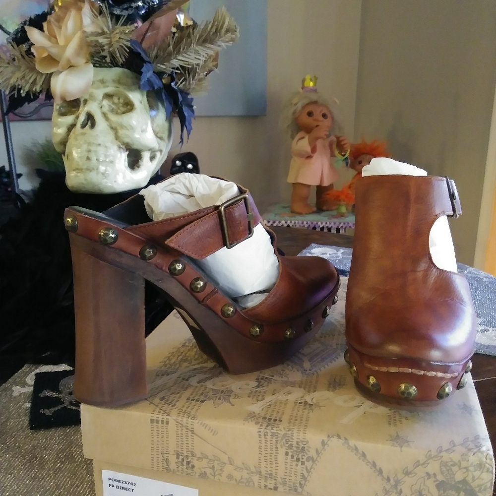 Free People Brown Leather Studded Wooden Platform Mules